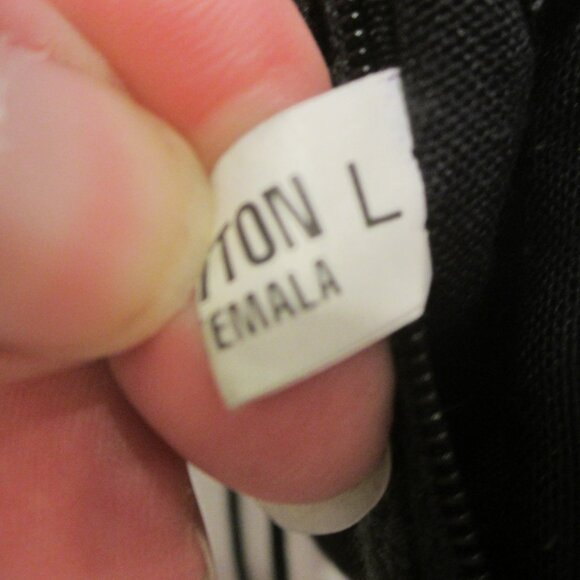 VTG RETRO LOOK HIPPY BAG OR POUCH "LILY'' W/FRINGE - Picture 5 of 5